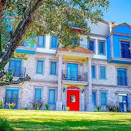 Cunda Nisa Hotel 3*