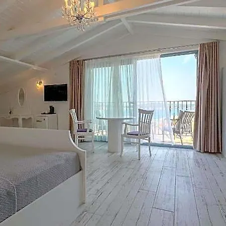 Cunda Nisa 3* Ayvalik